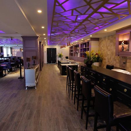 Absolute Hotel Αστάνα Εξωτερικό φωτογραφία