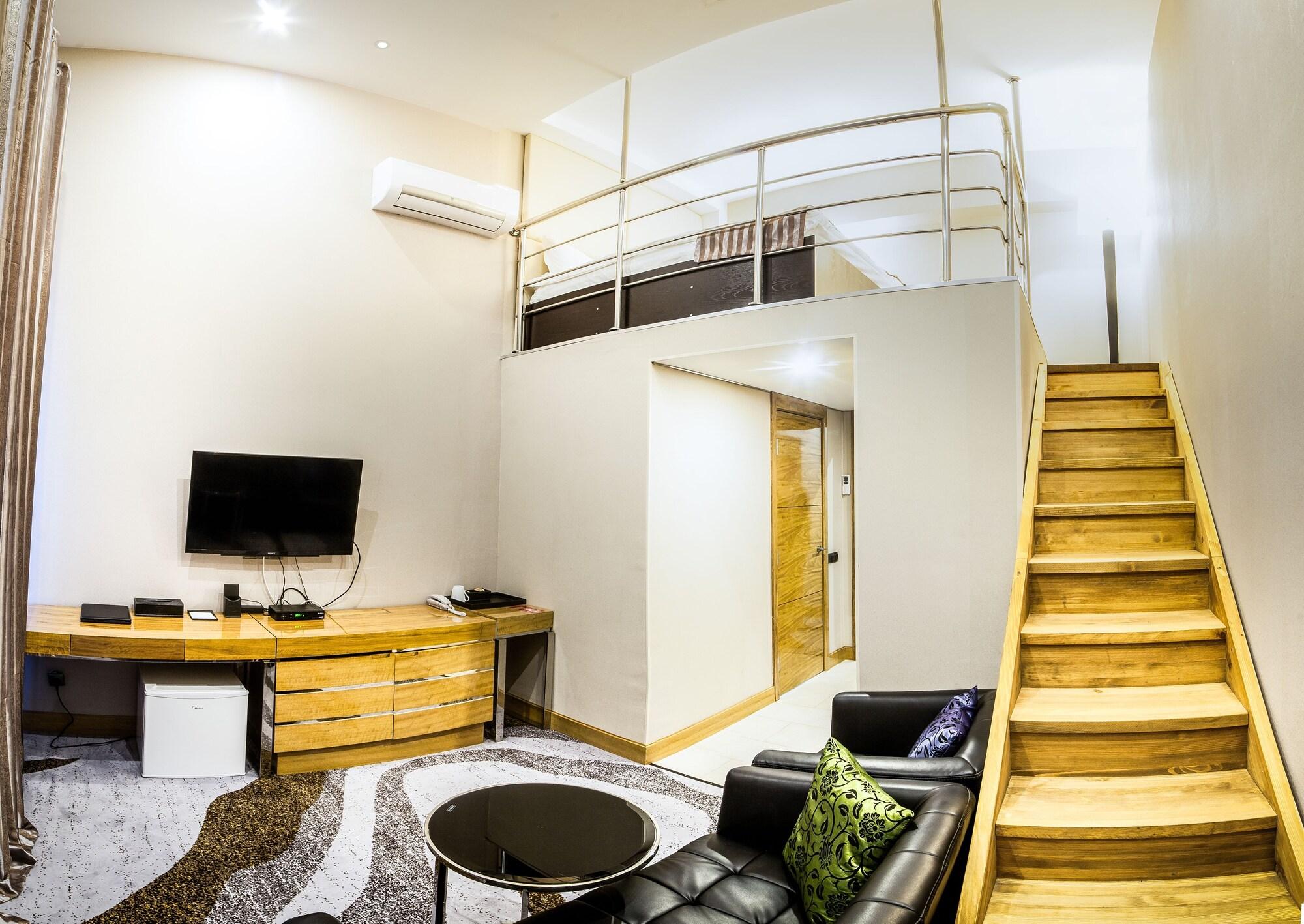 Absolute Hotel Αστάνα Εξωτερικό φωτογραφία