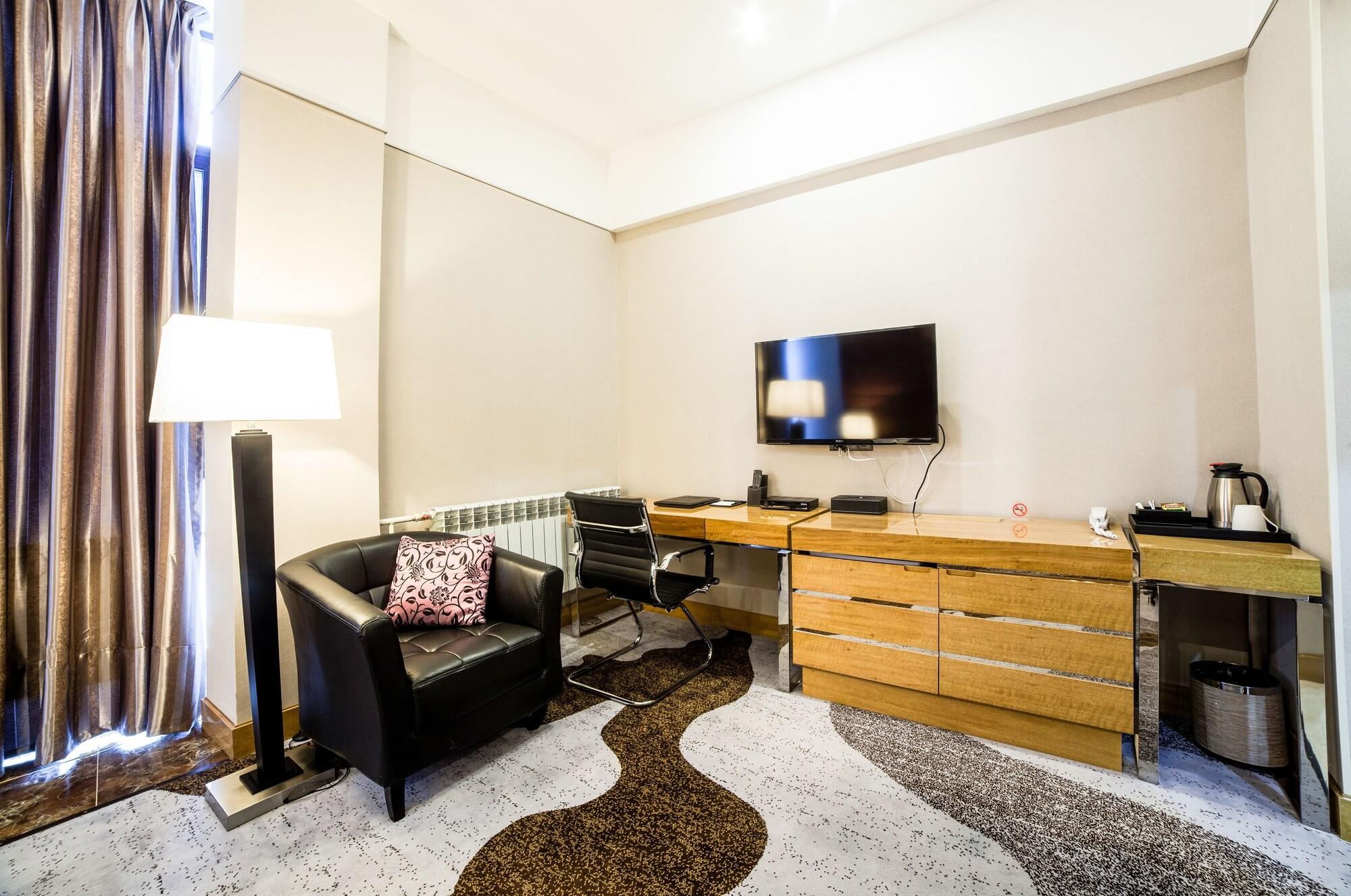 Absolute Hotel Αστάνα Εξωτερικό φωτογραφία