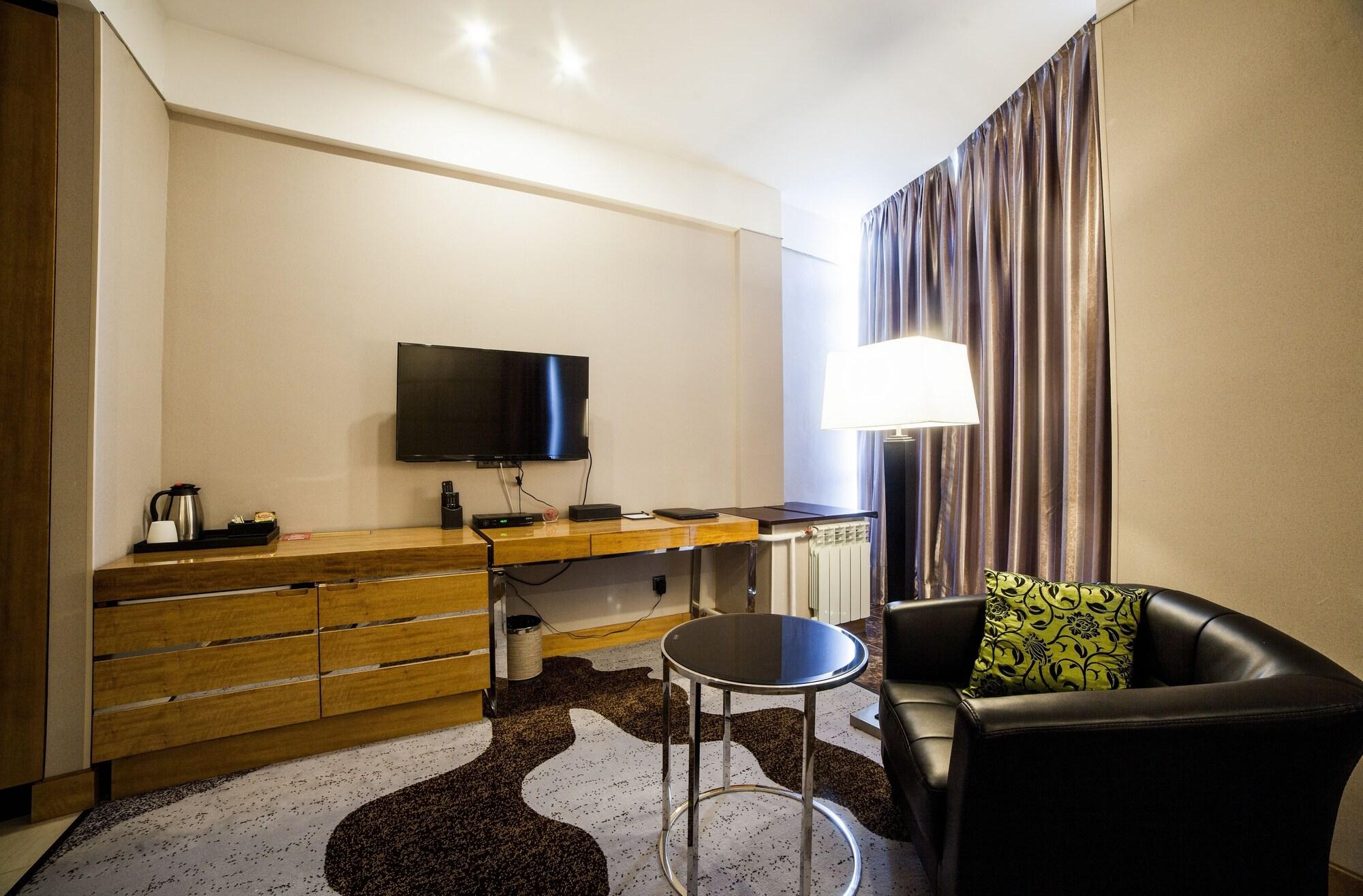 Absolute Hotel Αστάνα Εξωτερικό φωτογραφία