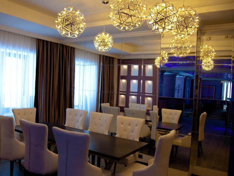 Absolute Hotel Αστάνα Εξωτερικό φωτογραφία
