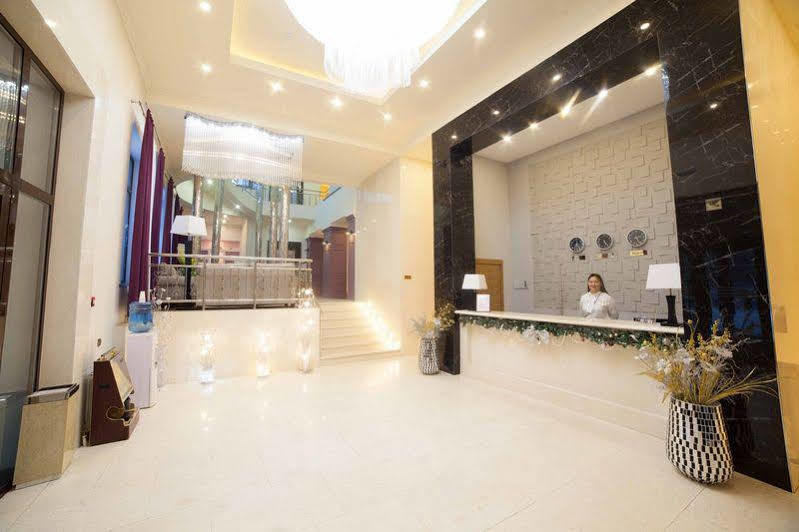 Absolute Hotel Αστάνα Εξωτερικό φωτογραφία